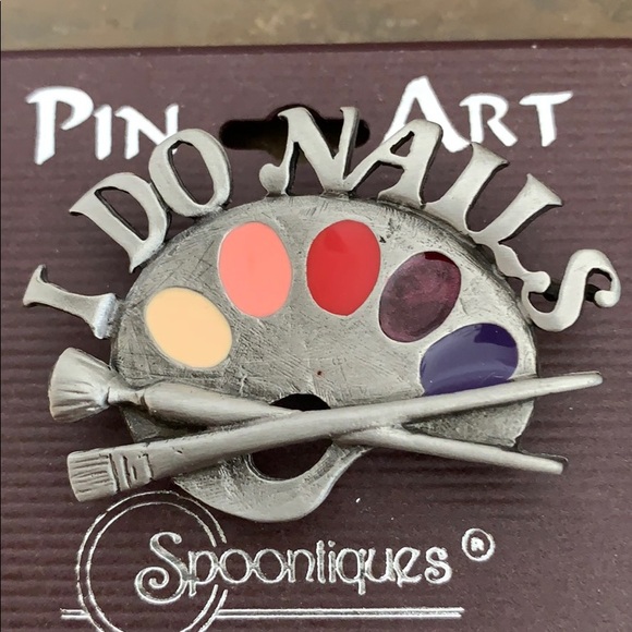 NWT Pin Art I Do Nails Manicurist Brooch - Picture 2 of 7